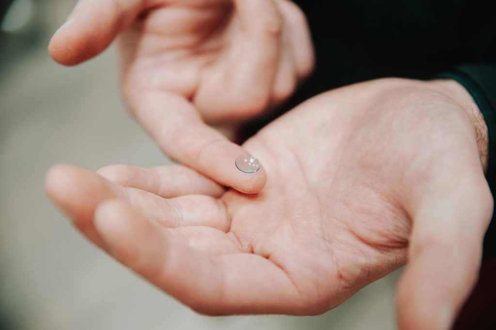 GyL Optometristas - Servicios - Lentes de contacto a medida blandas y RPG