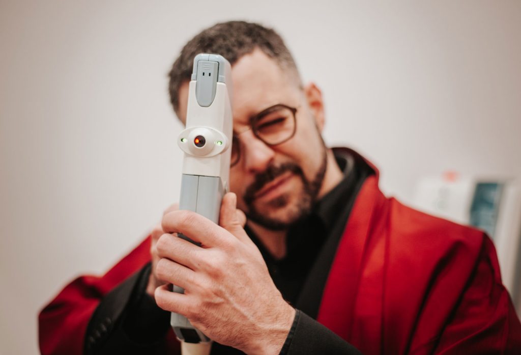 GyL Optometristas - Servicios - Medida de presión intraocular